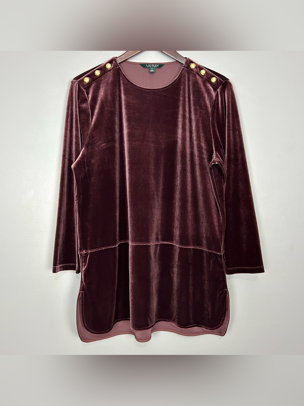 Lauren Ralph Lauren Velvet Tunic Top Women’s Size XL Gold Crested Buttons Purple